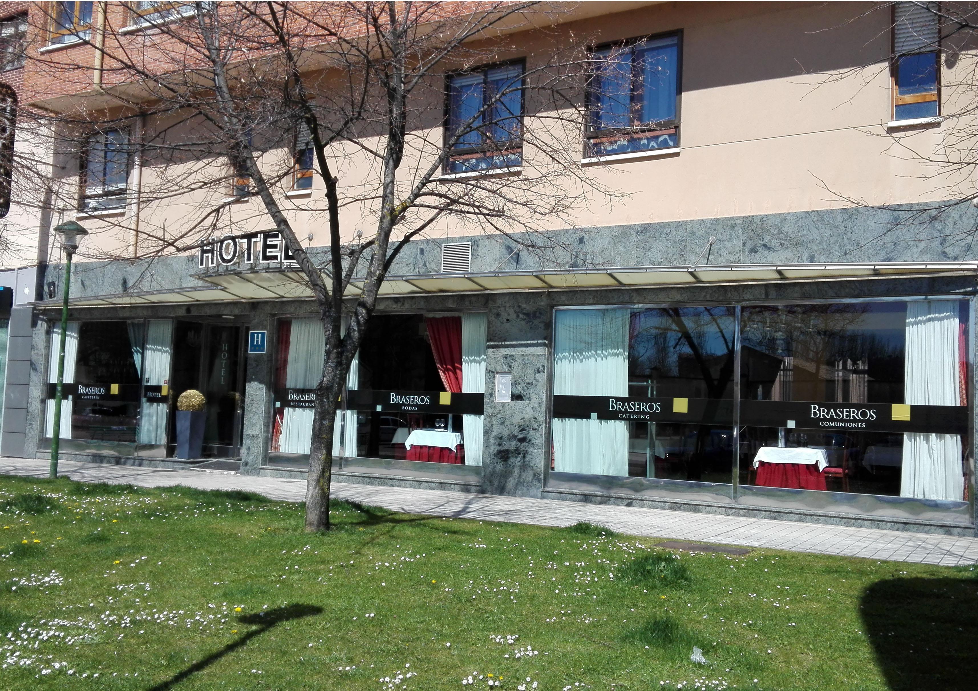 Hotel Los Braseros Burgo Buitenkant foto